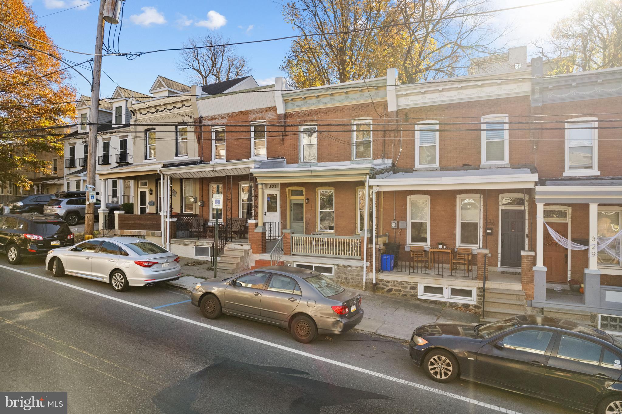 333 Leverington Ave