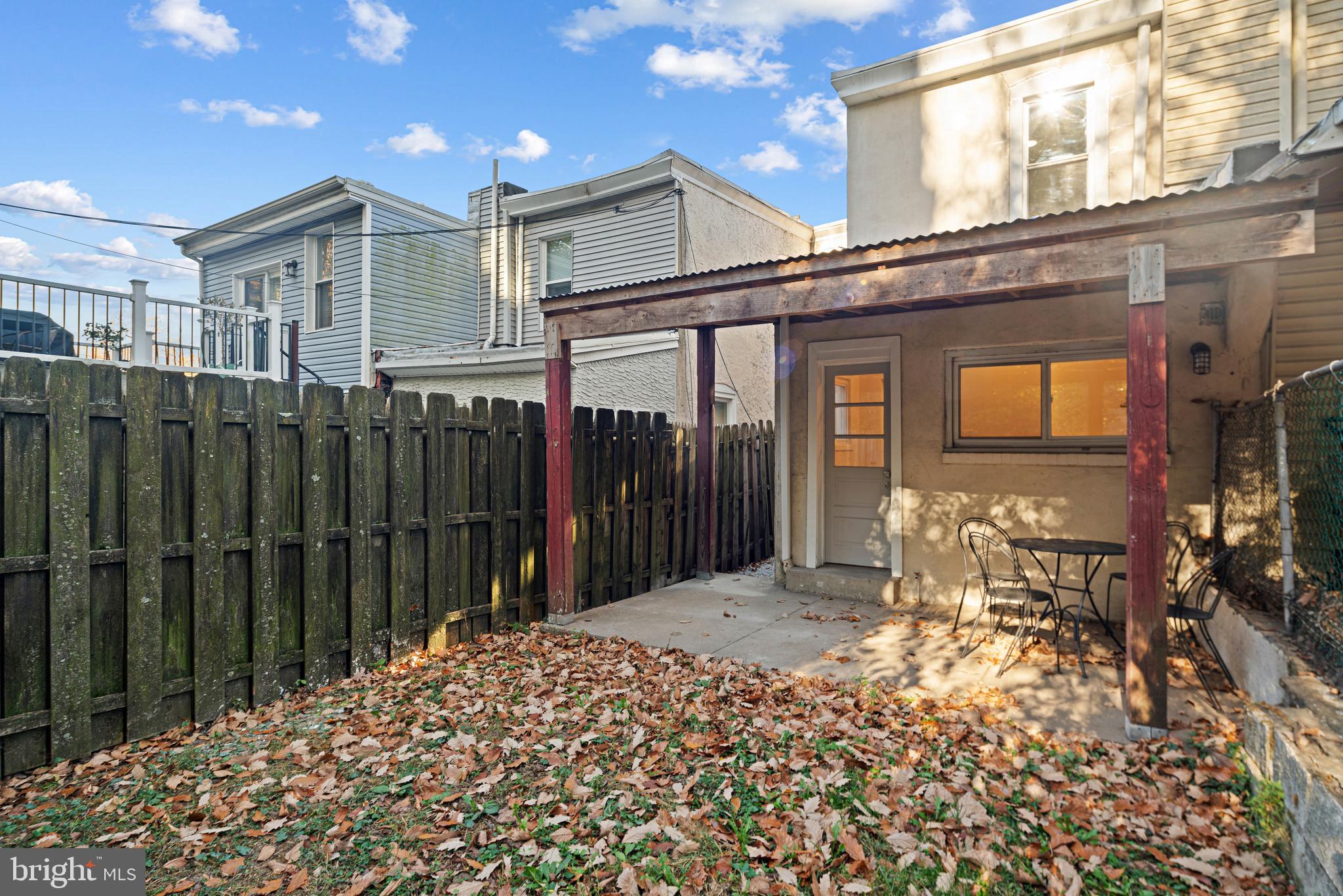 333 Leverington Ave