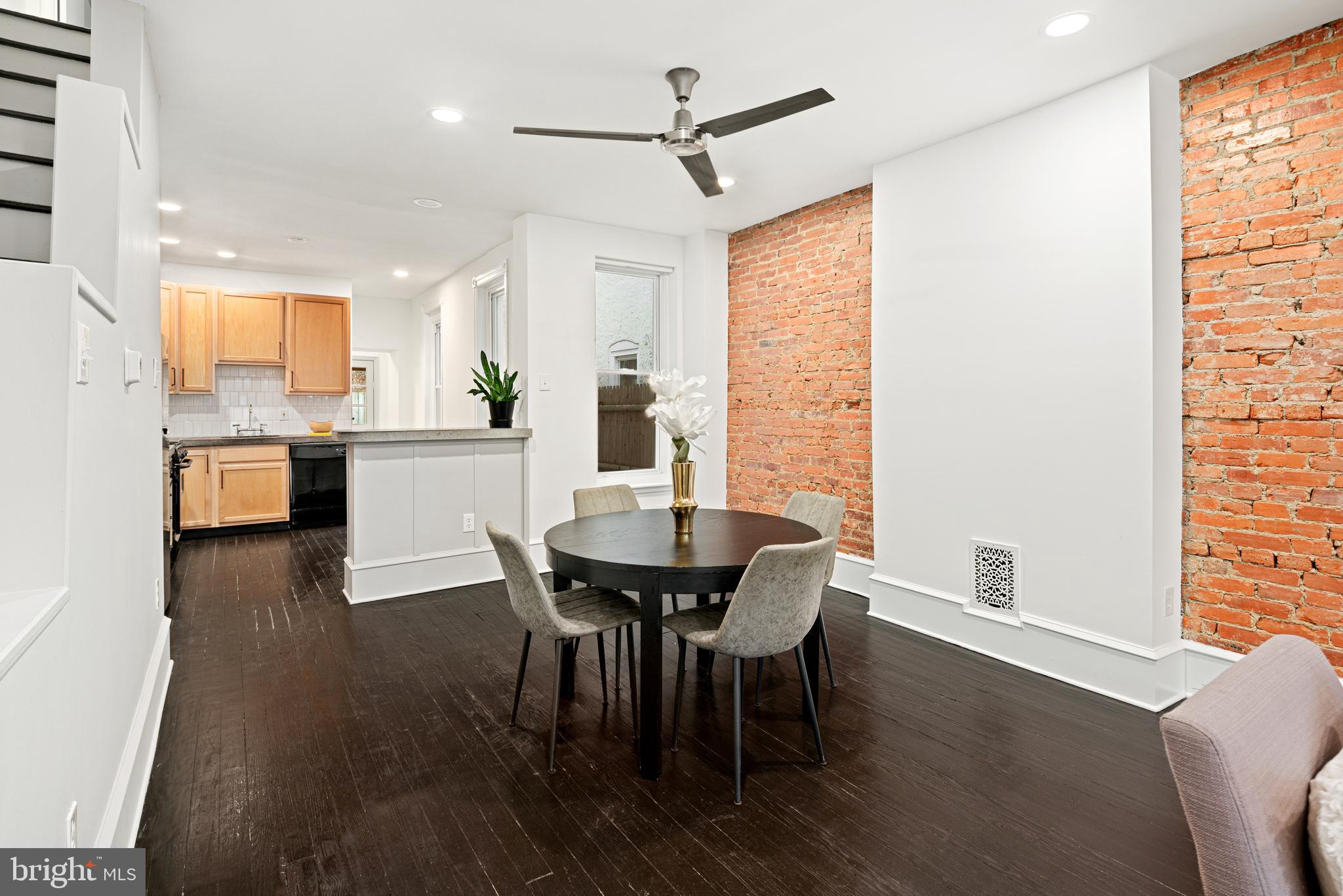 333 Leverington Ave
