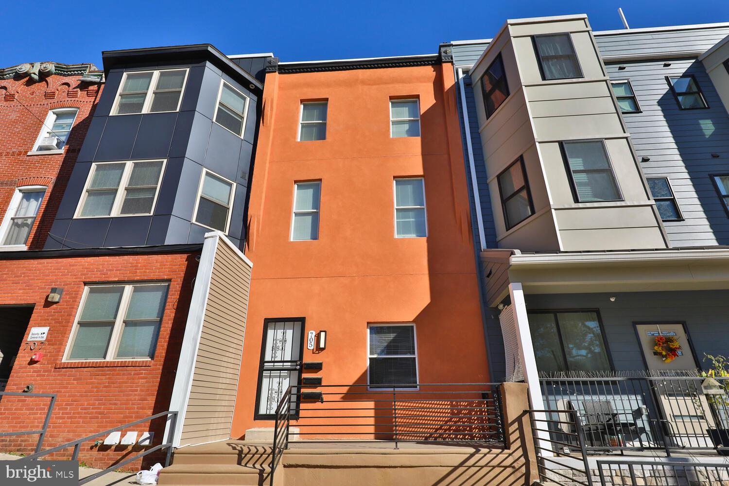 705 N 40TH ST #2ND FLOOR