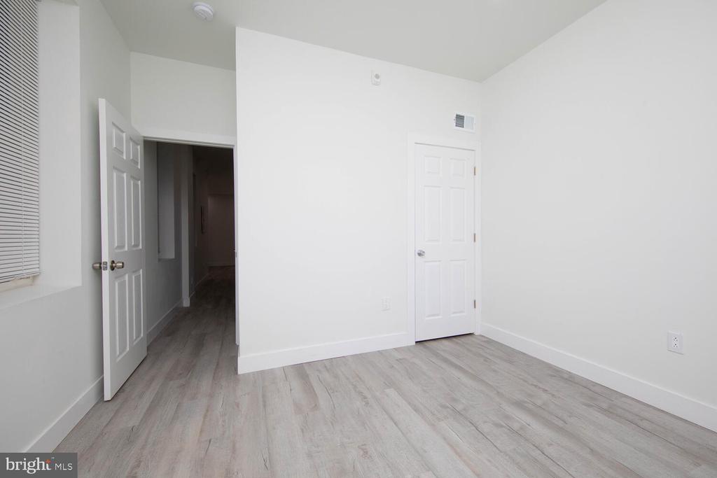 705 N 40TH ST #2ND FLOOR