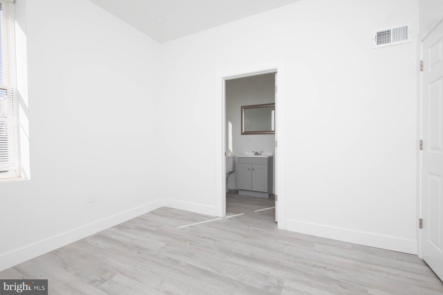 705 N 40TH ST #2ND FLOOR