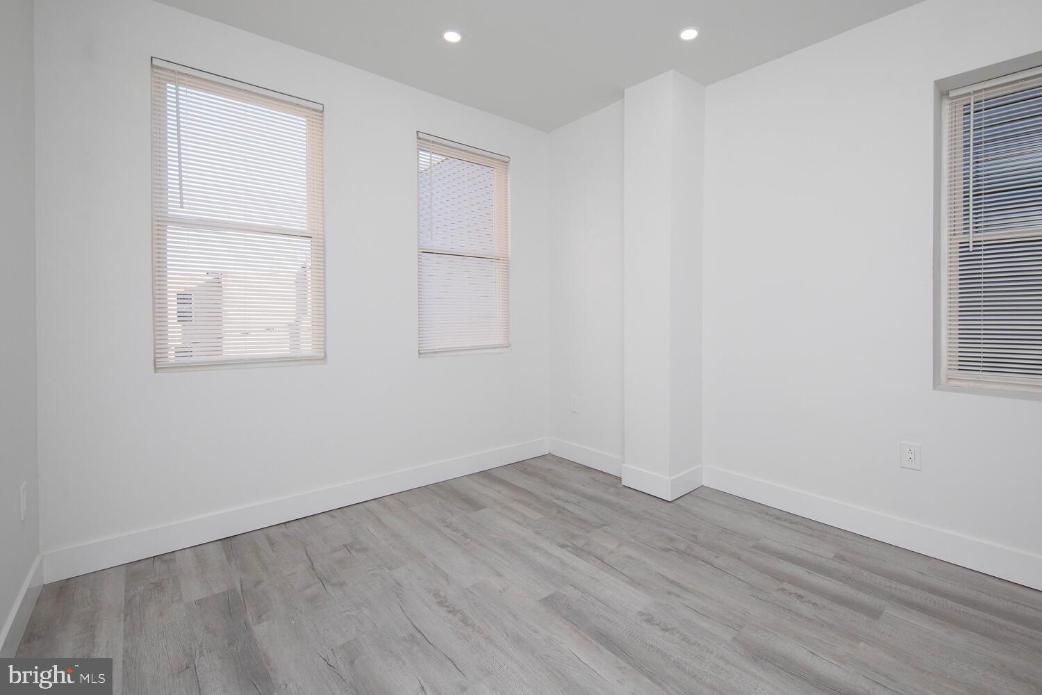 705 N 40TH ST #2ND FLOOR