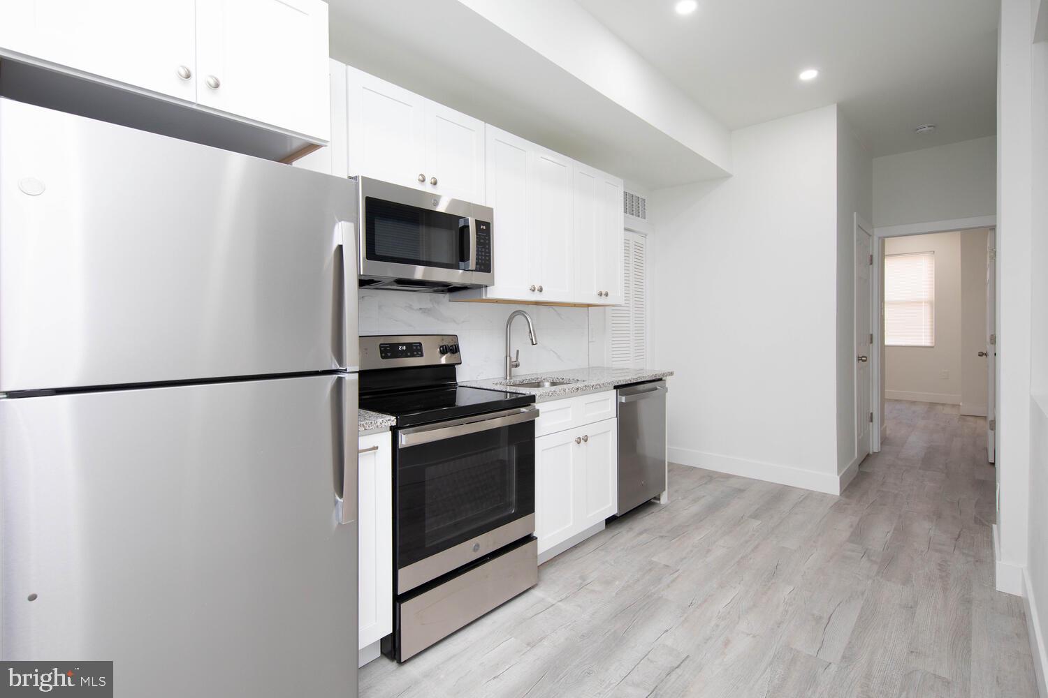 705 N 40TH ST #2ND FLOOR