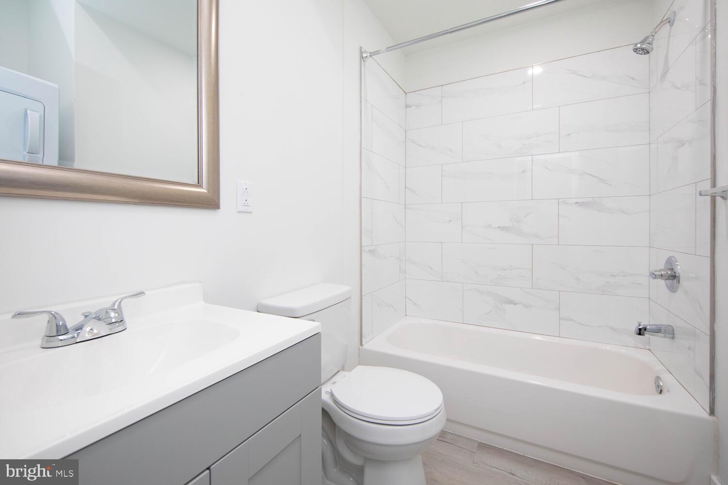 705 N 40TH ST #2ND FLOOR