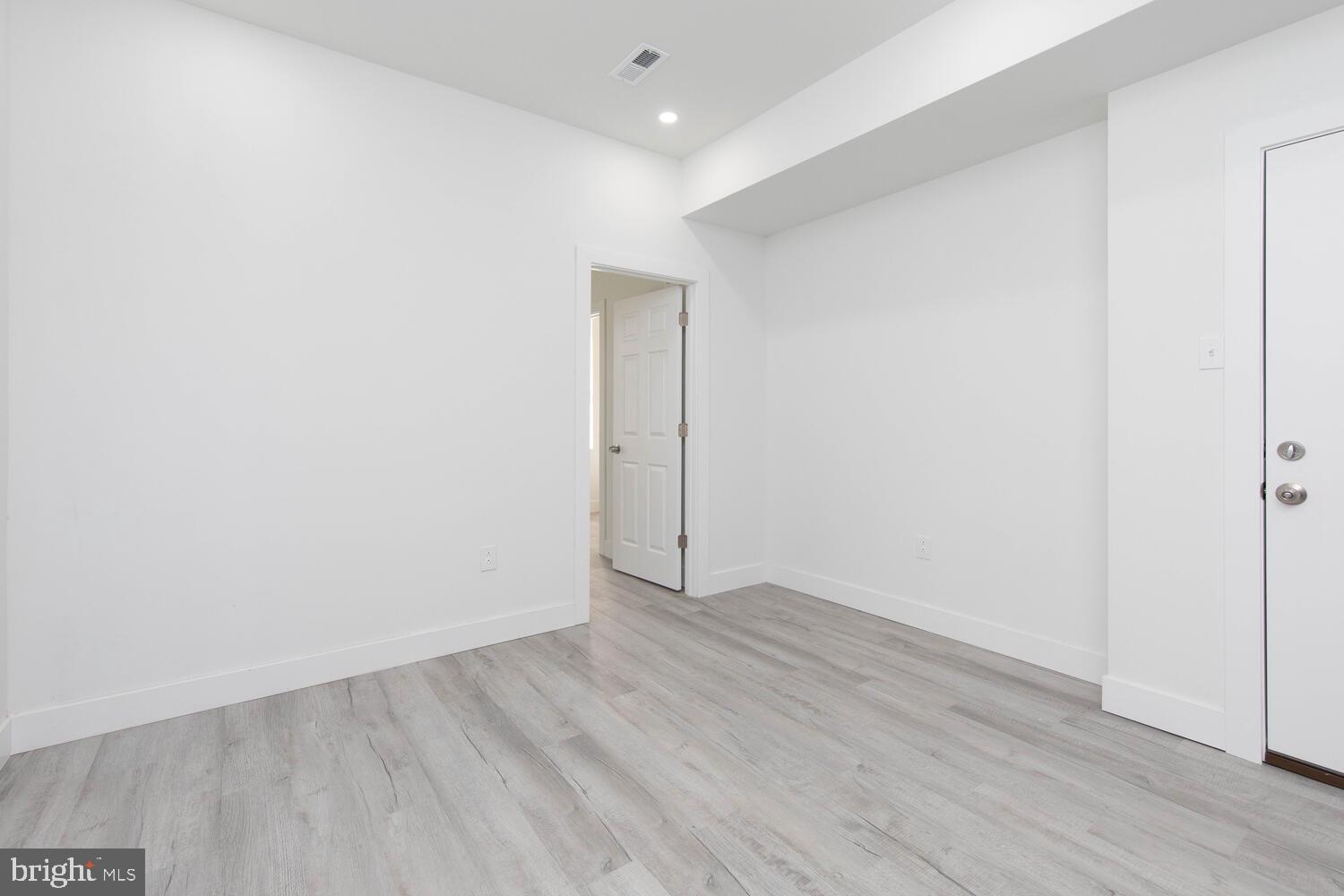 705 N 40TH ST #2ND FLOOR