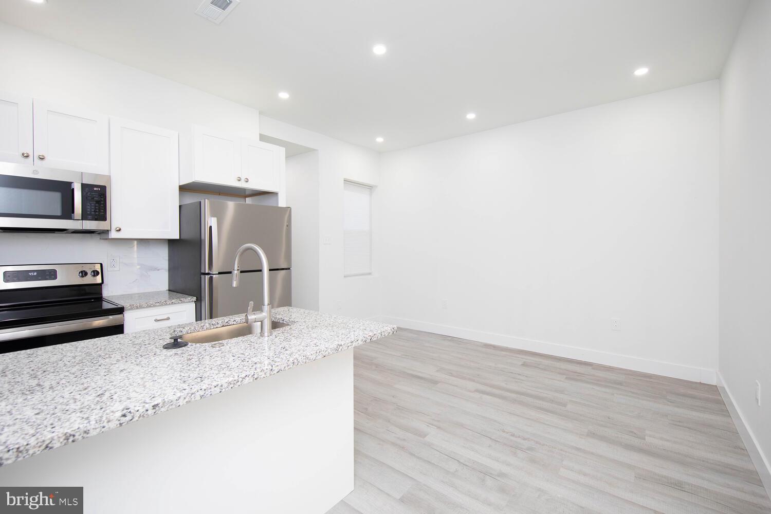705 N 40TH ST #3RD FLOOR
