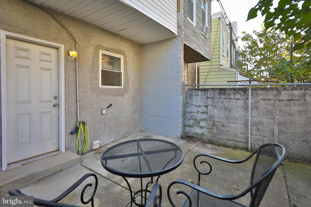 1256 S Ringgold St S