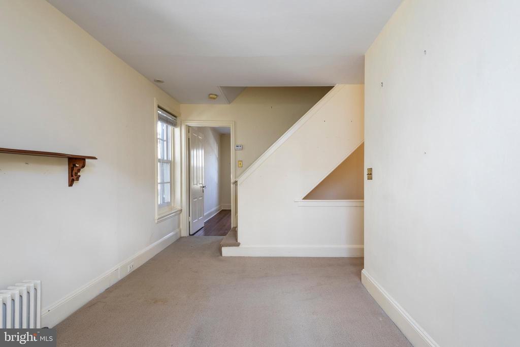 8618 Evergreen Pl