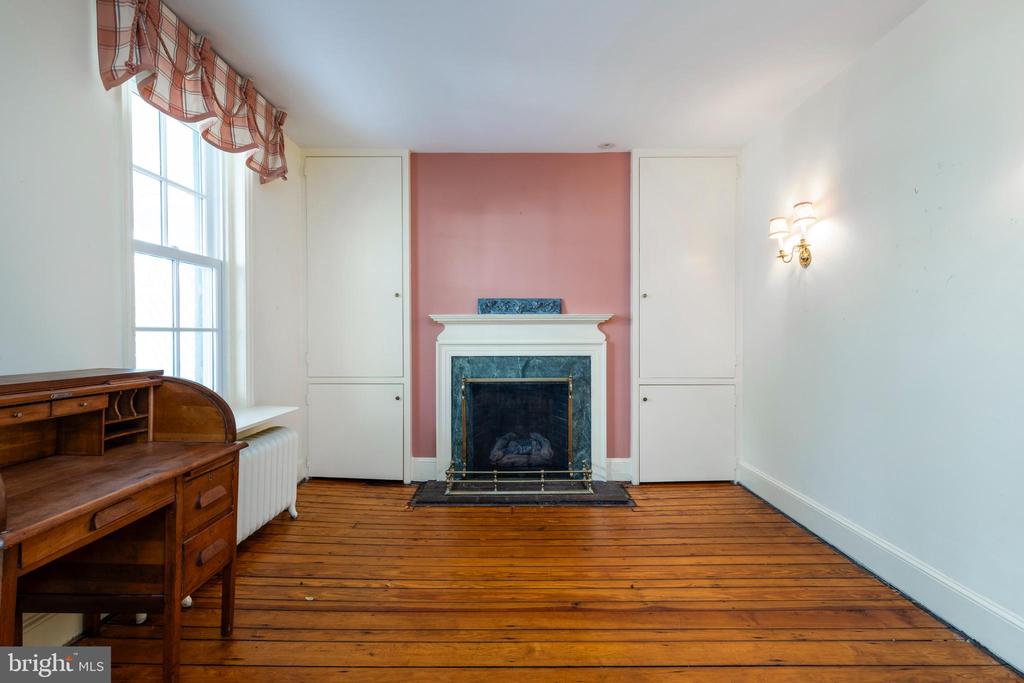 8618 Evergreen Pl