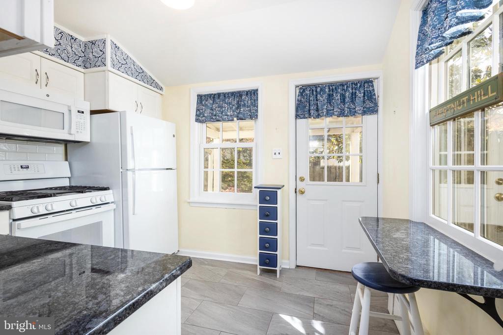 8618 Evergreen Pl