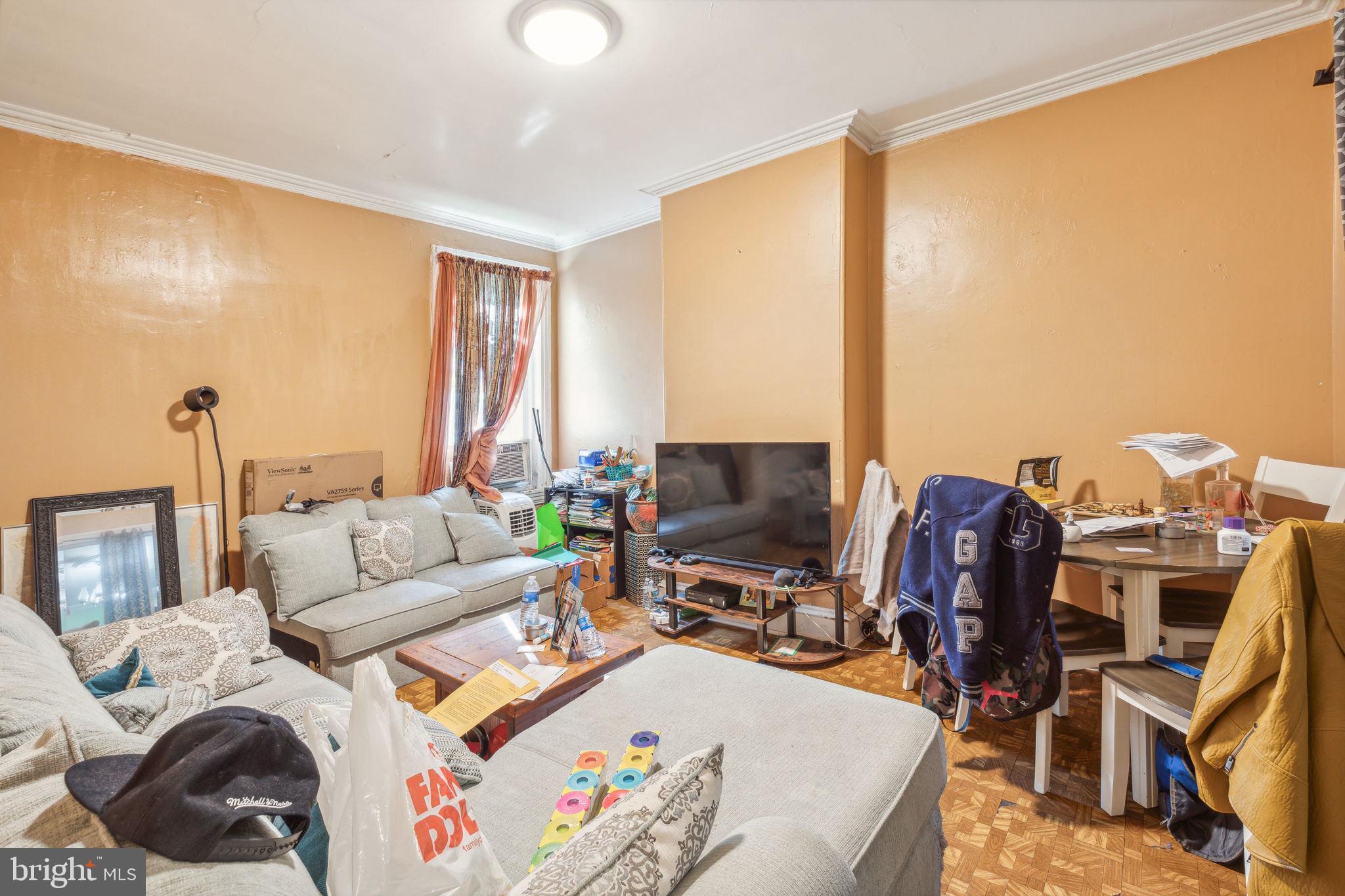 3836 Fairmount Ave