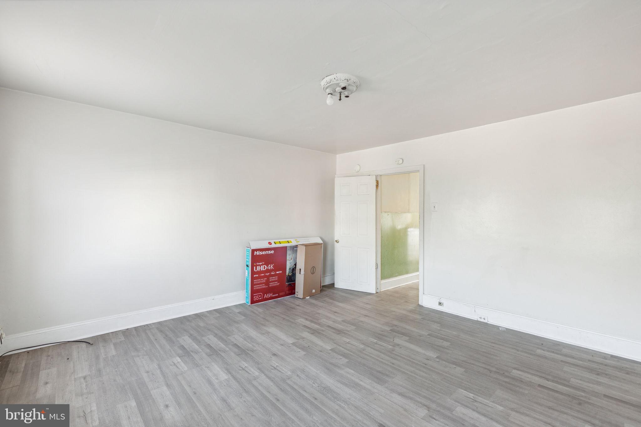 3836 Fairmount Ave
