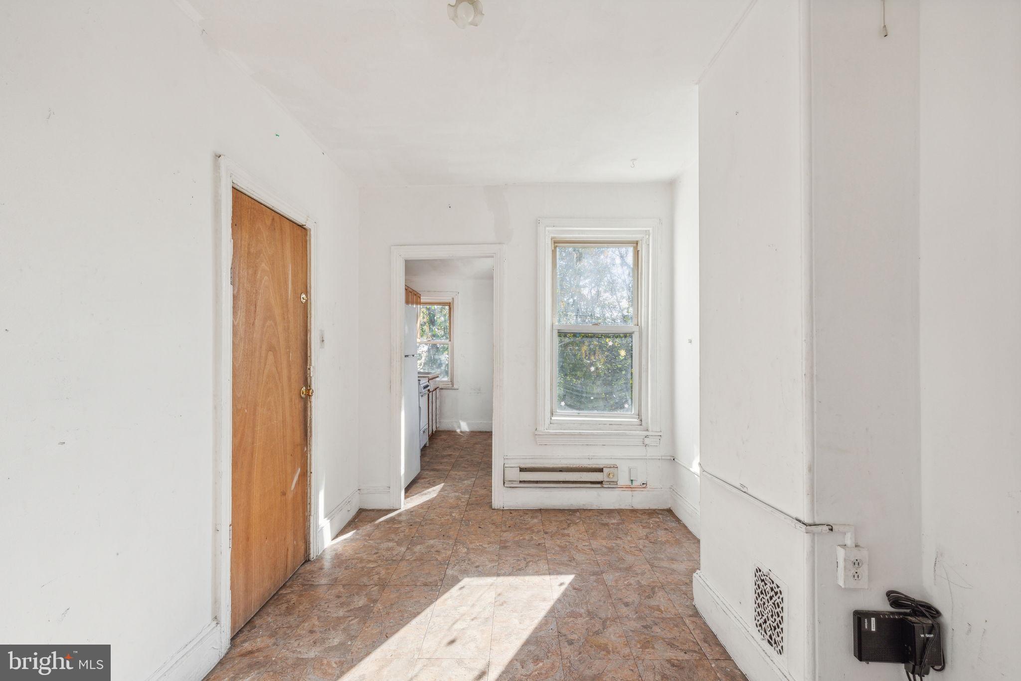 3836 Fairmount Ave
