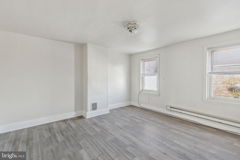 3836 Fairmount Ave