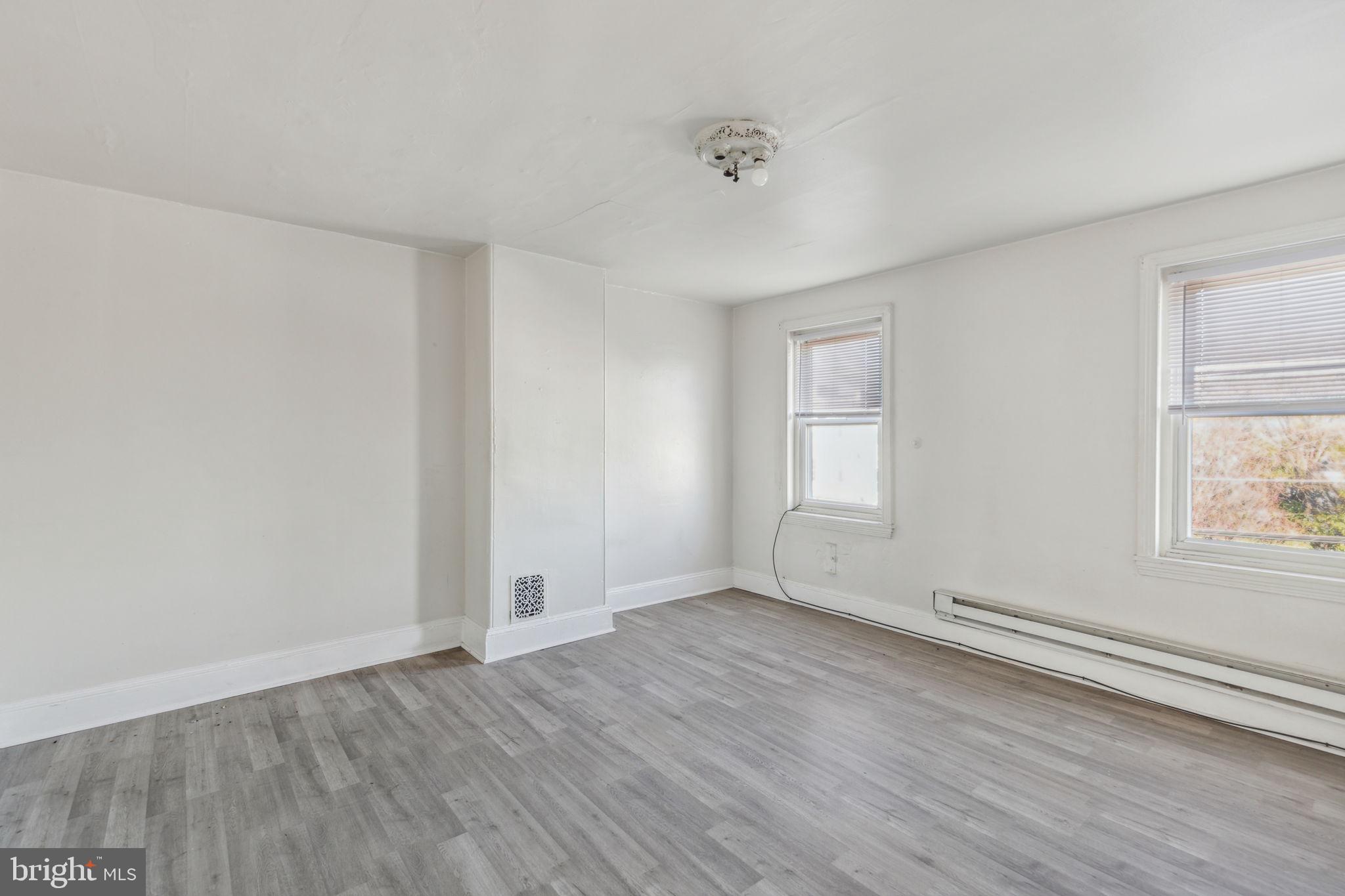 3836 Fairmount Ave
