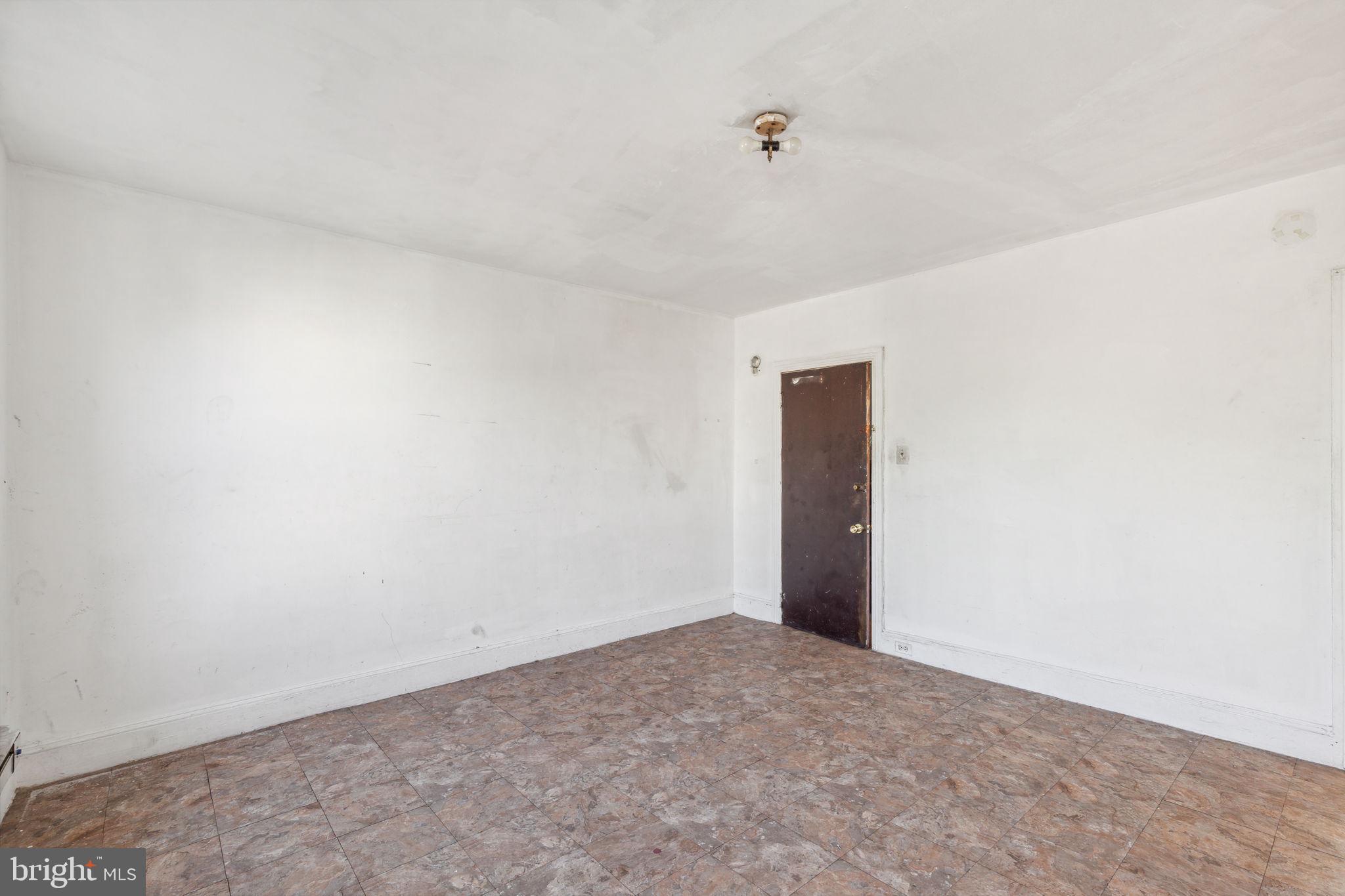 3836 Fairmount Ave