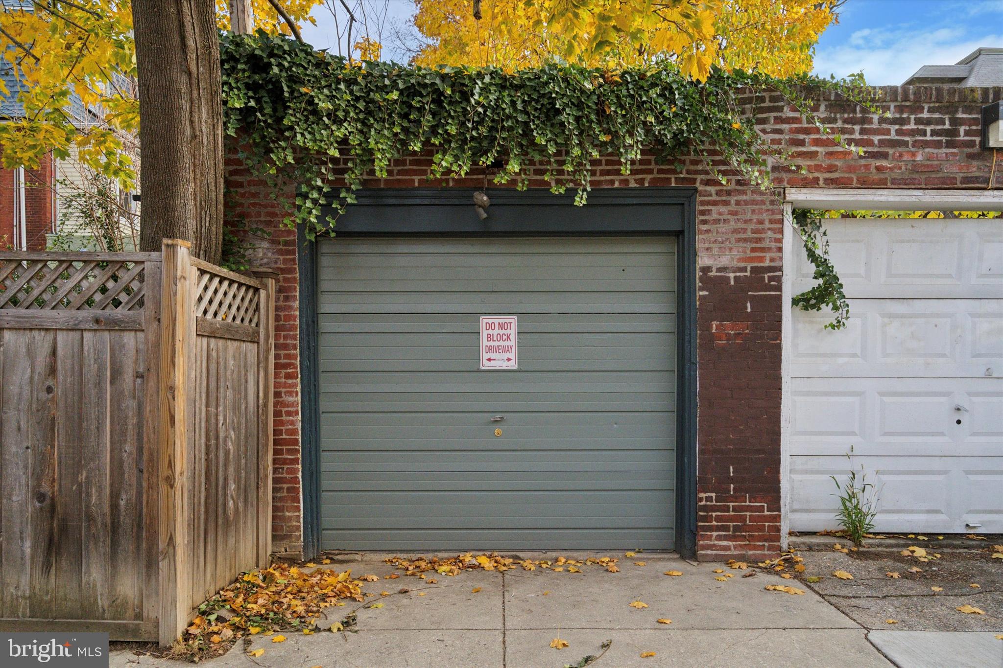 4952 Hazel Ave
