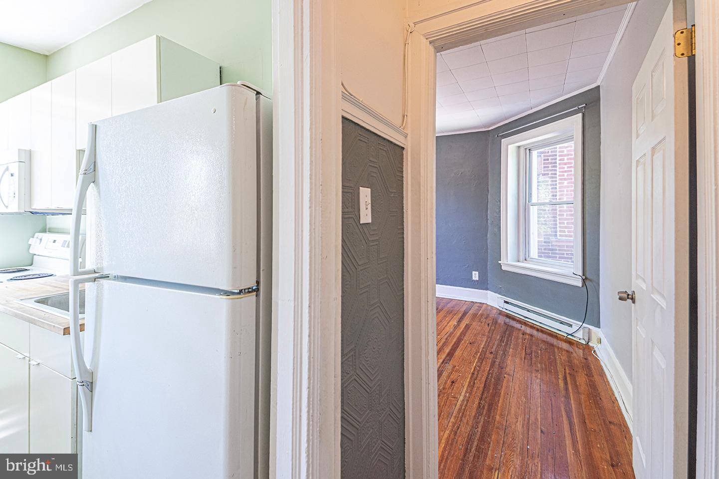 5049 SPRUCE ST #UNIT 2R