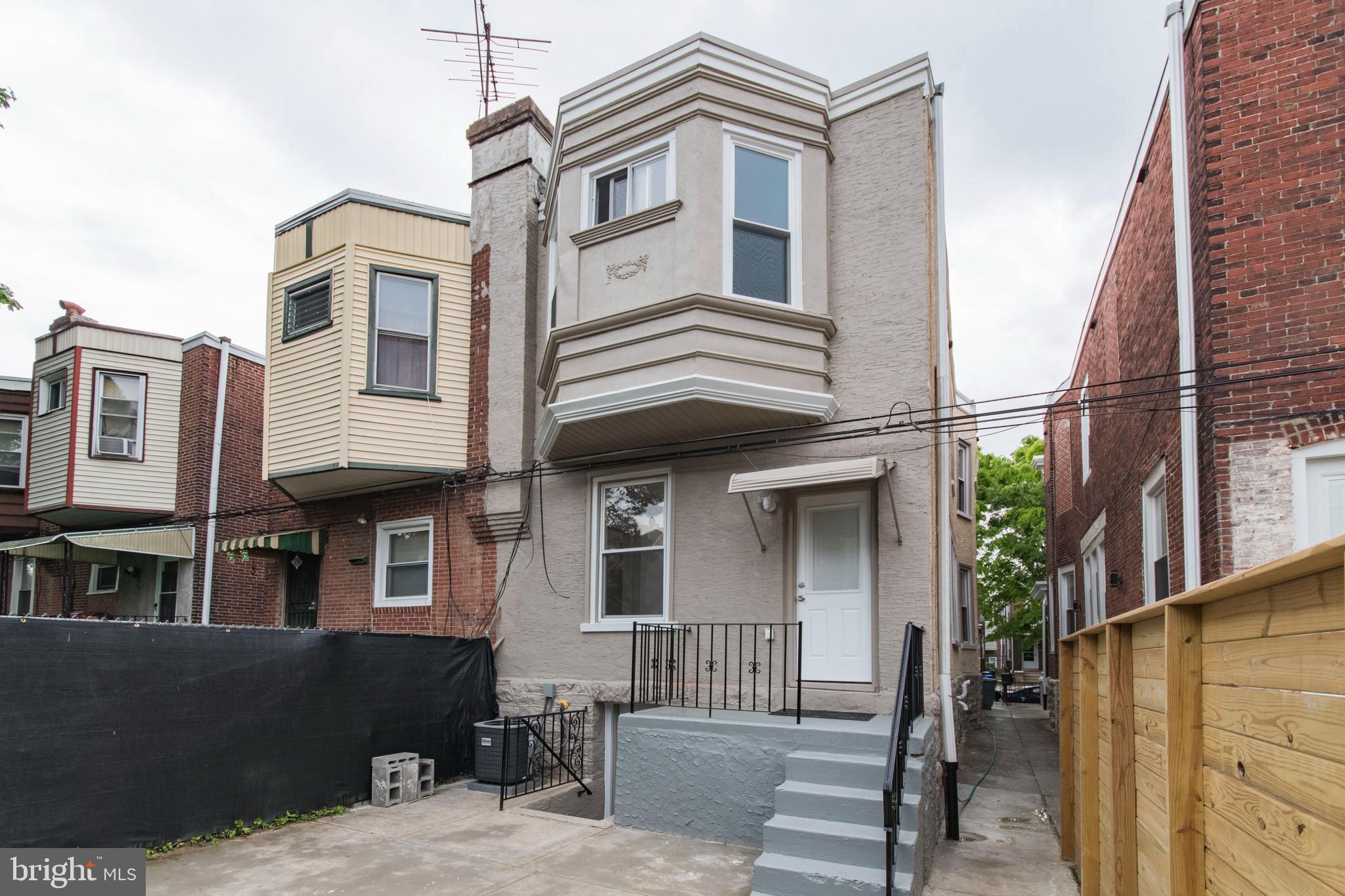 1114 S Wilton St