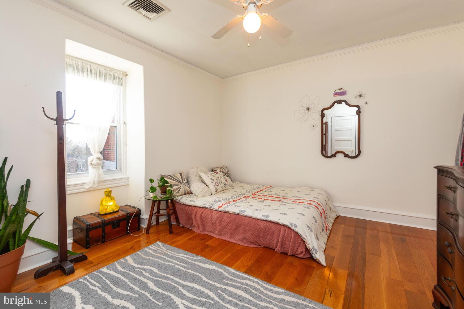 422 E Mount Airy Ave