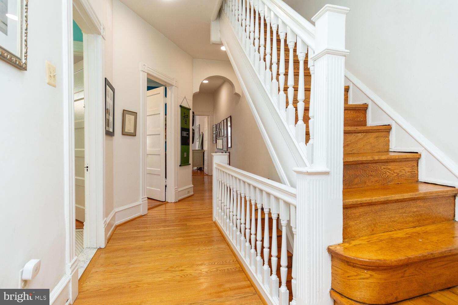 422 E Mount Airy Ave