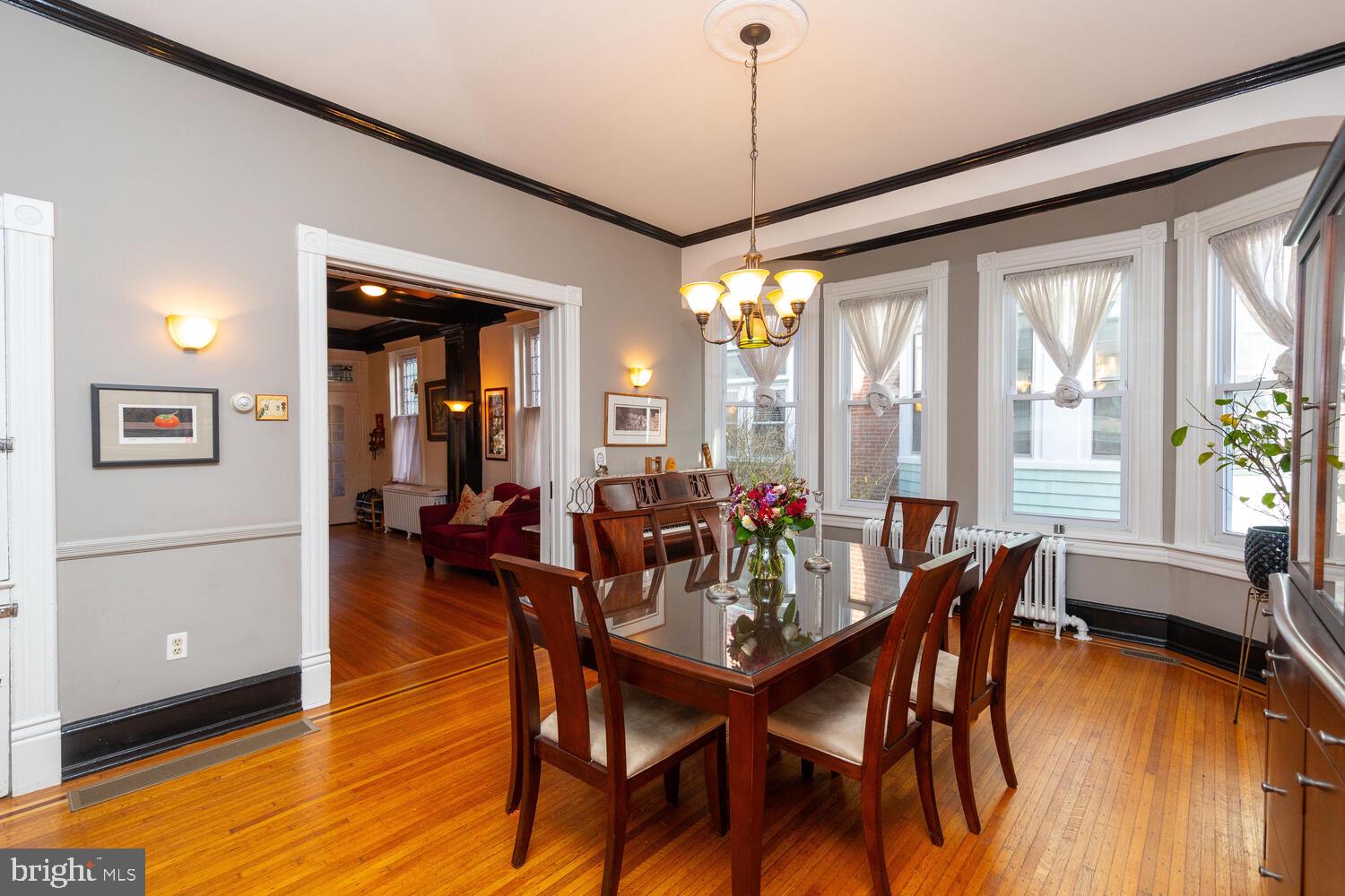 422 E Mount Airy Ave