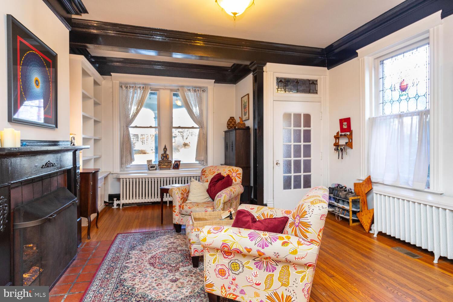 422 E Mount Airy Ave