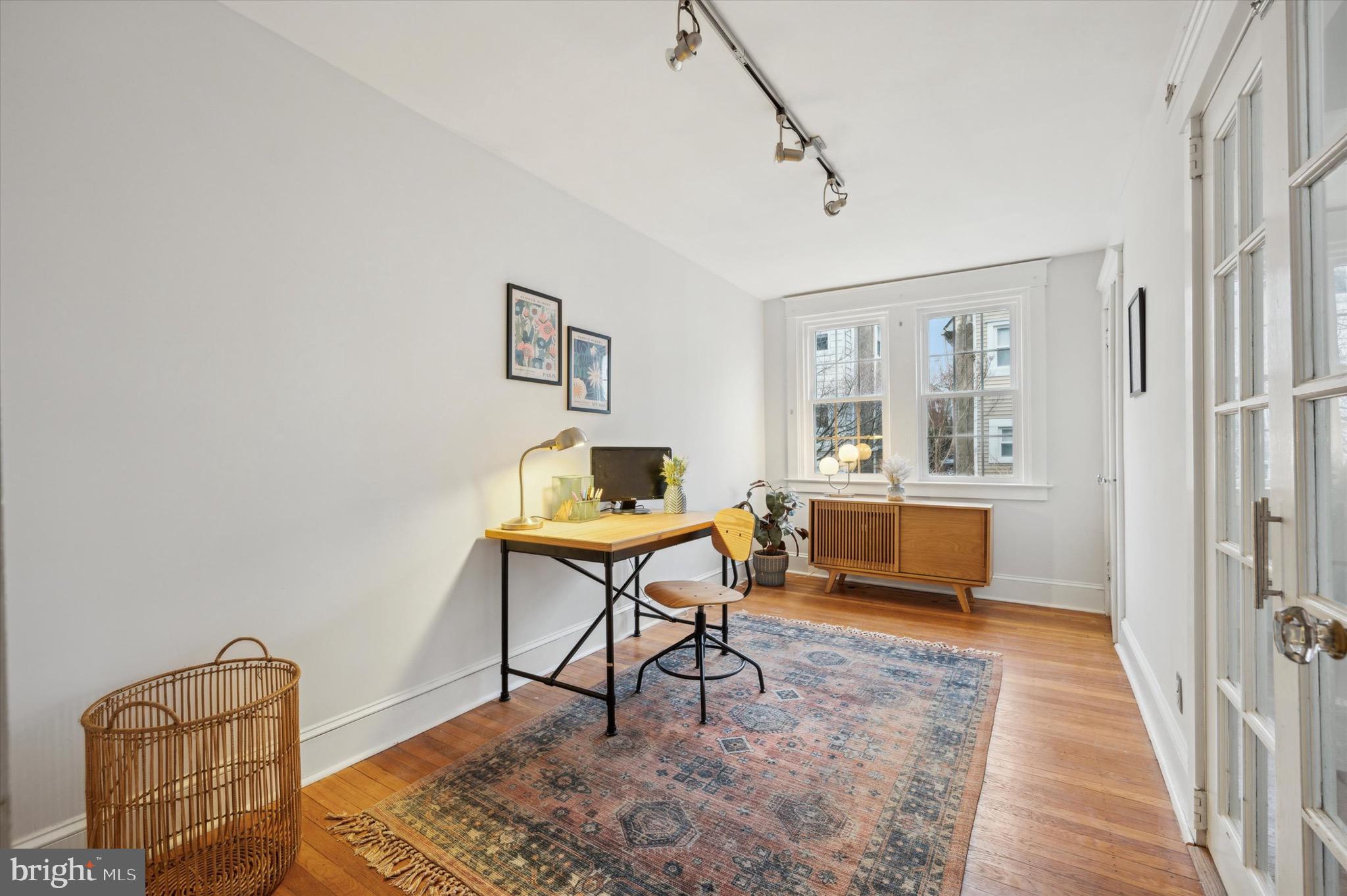 333 Wellesley Rd