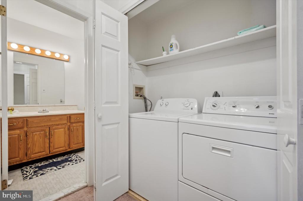 115 E Roumfort Rd #24