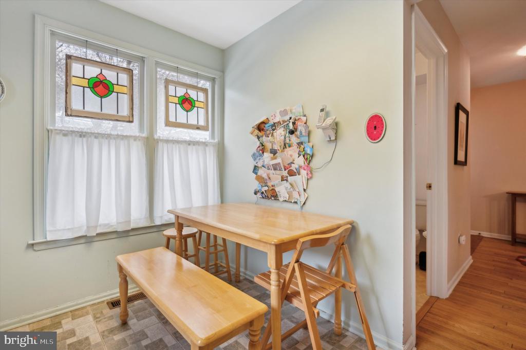 115 E Roumfort Rd #24