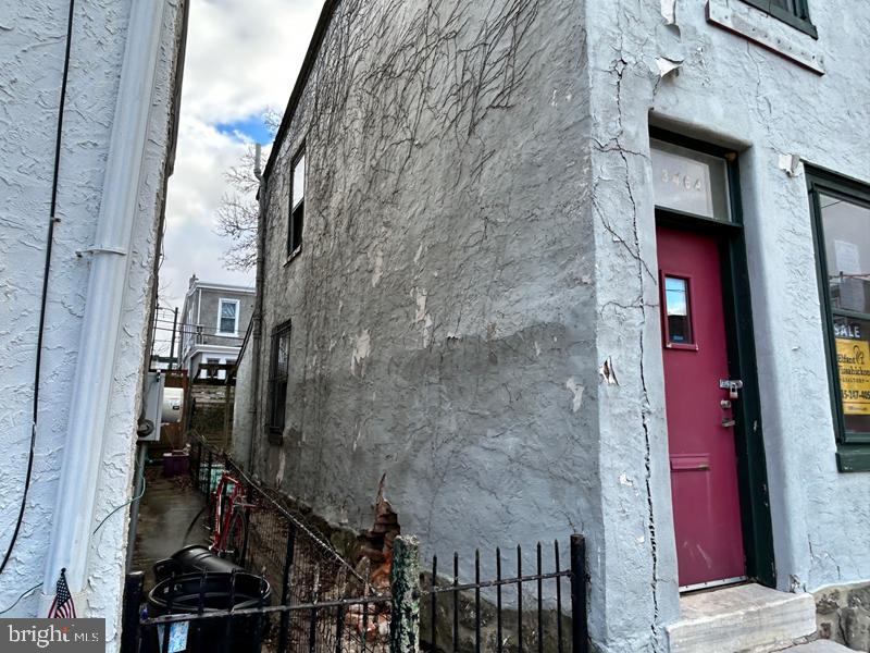 3464 Division St