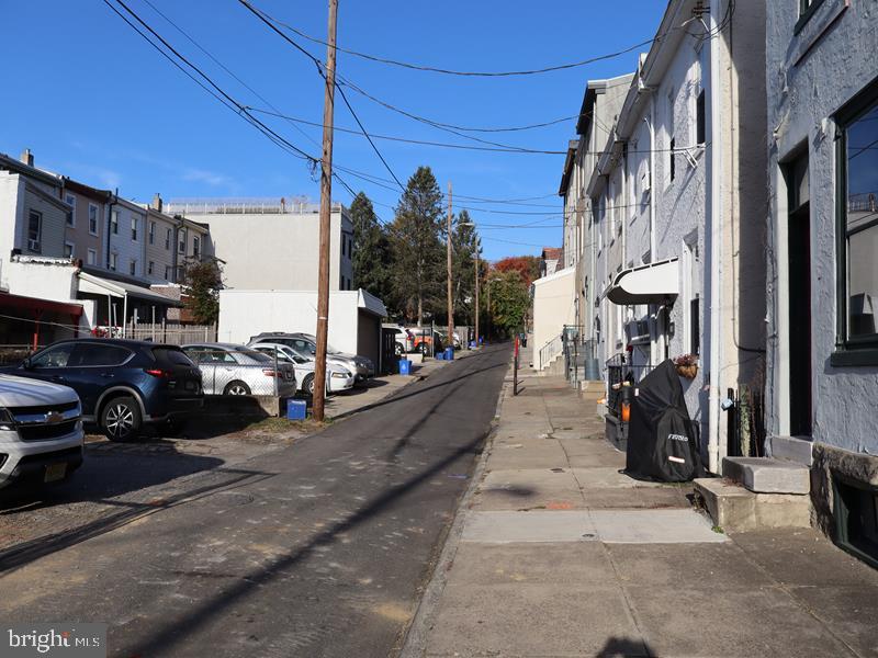 3464 Division St