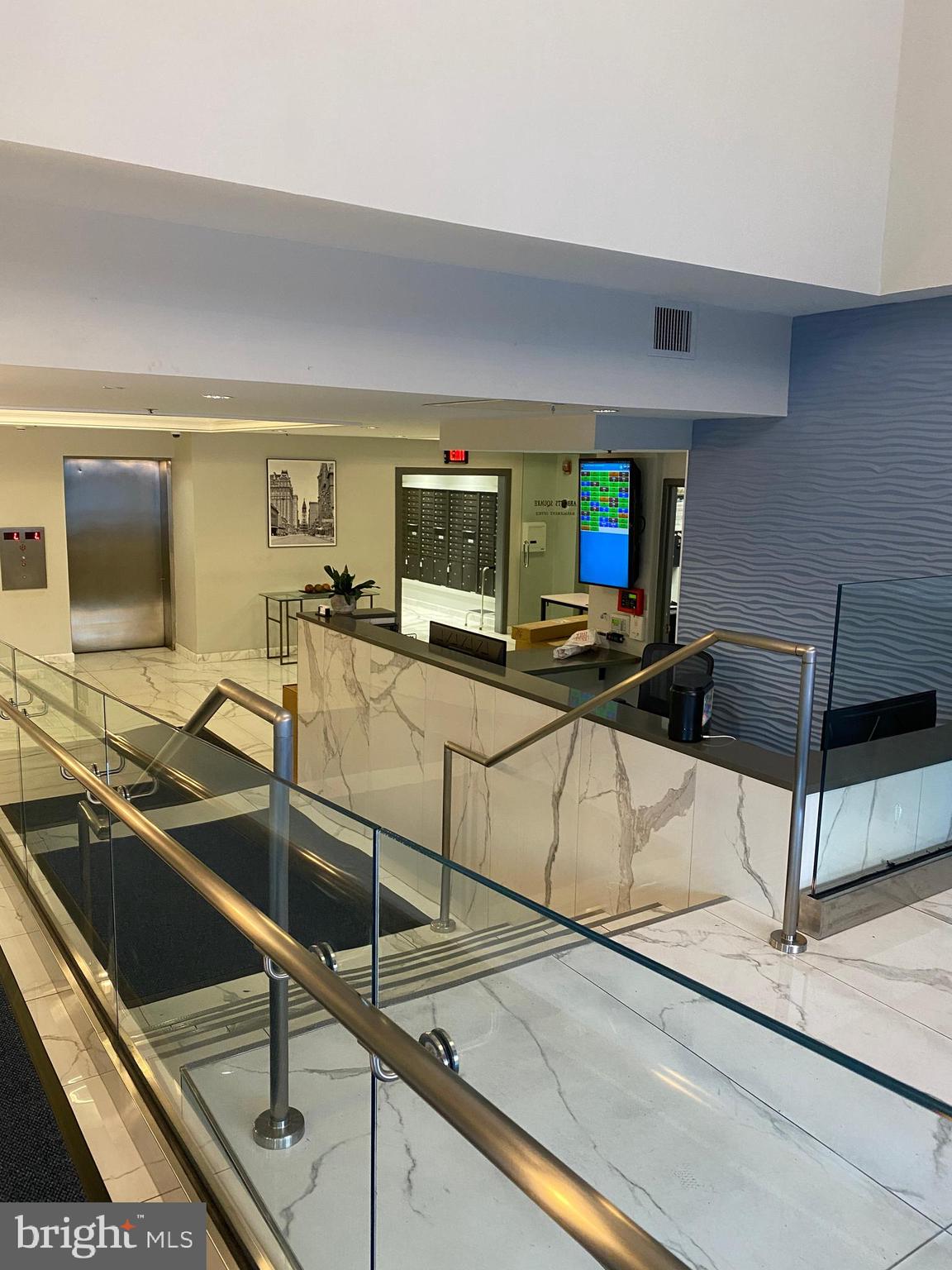 200-10 LOMBARD ST #633