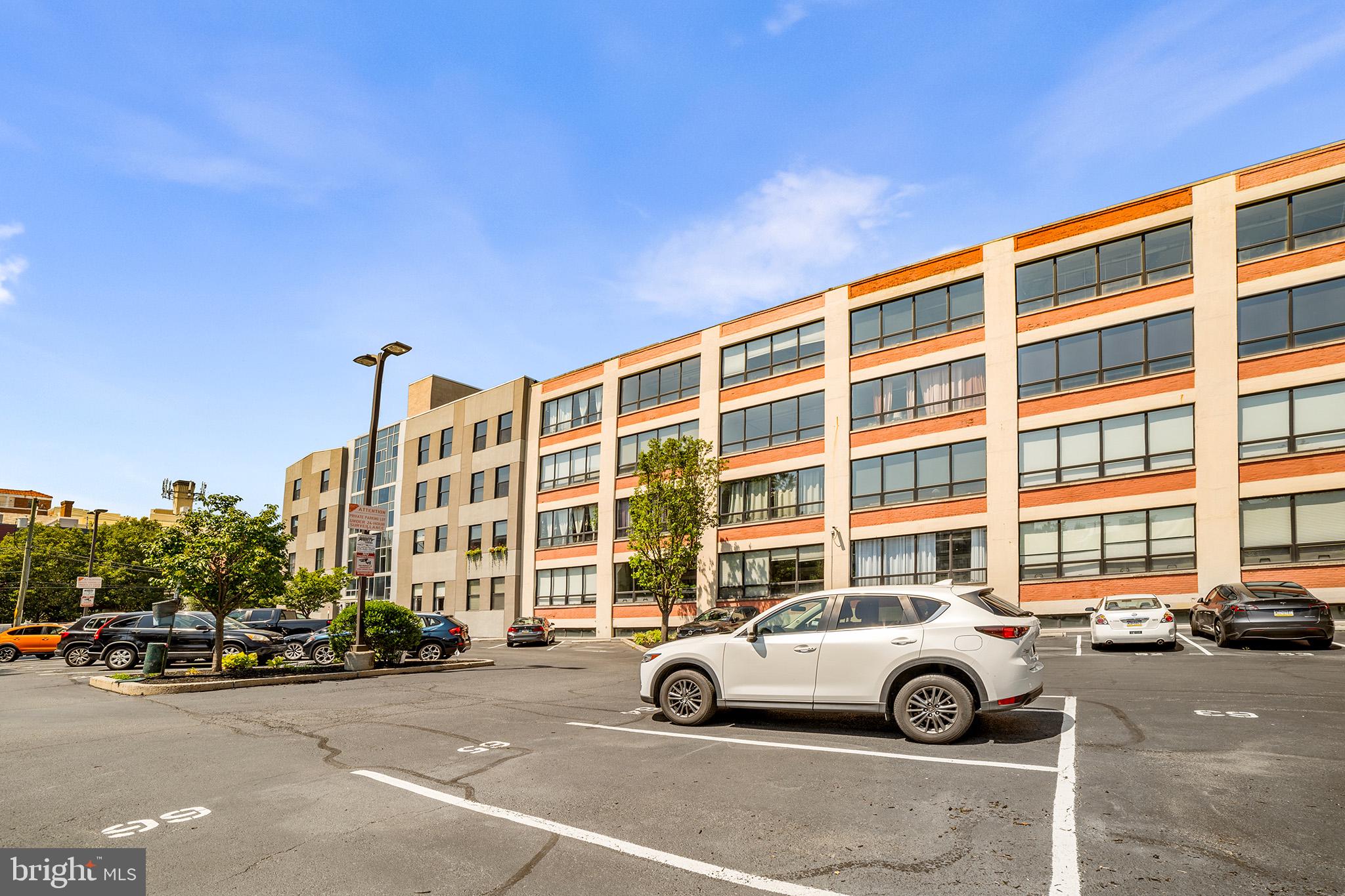 1714 Memphis St #308