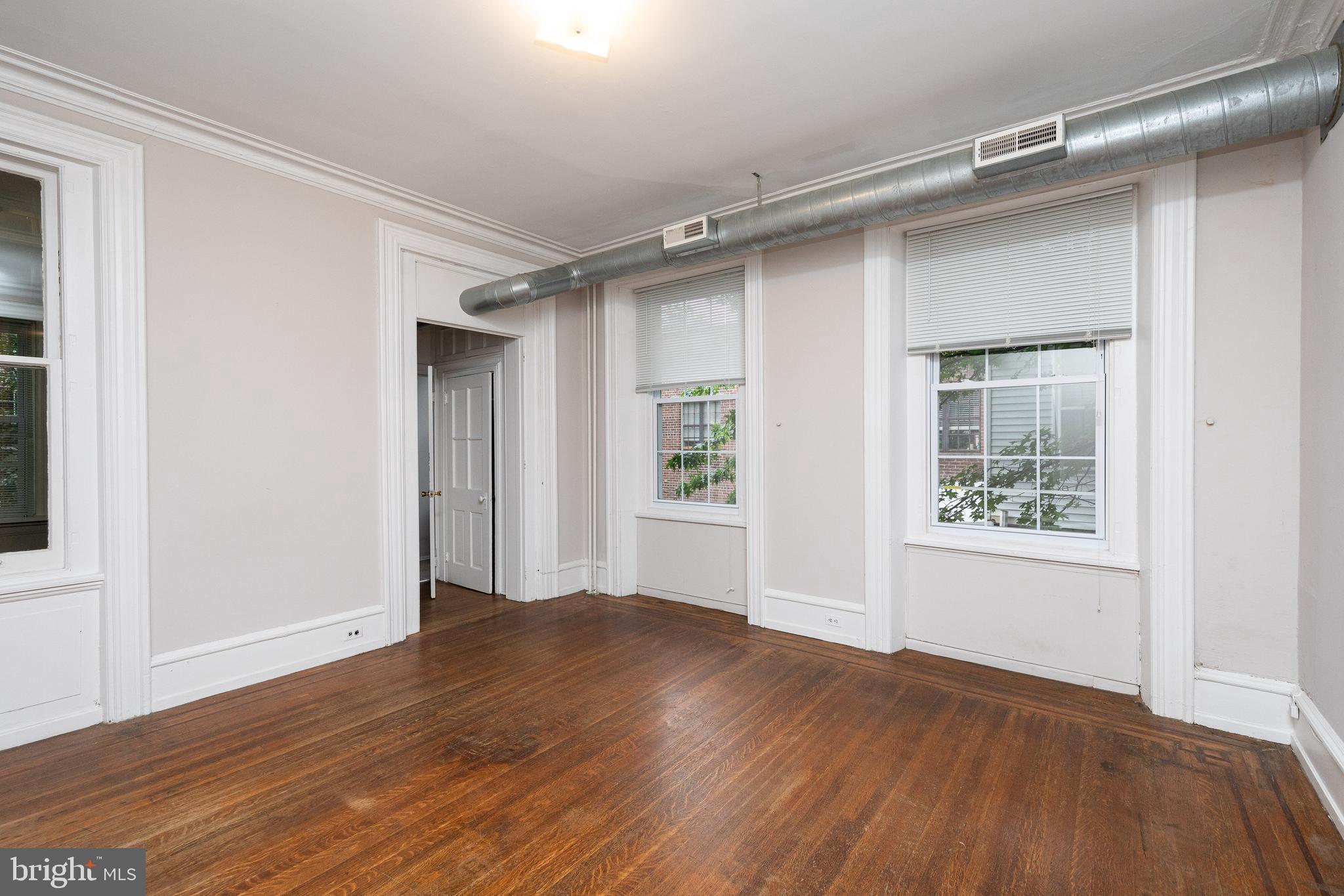 2021 SPRING GARDEN ST #2R