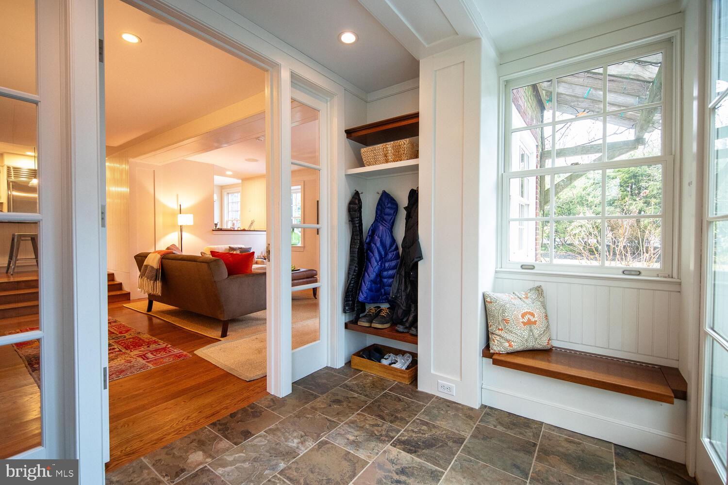 714 W Mount Airy Ave