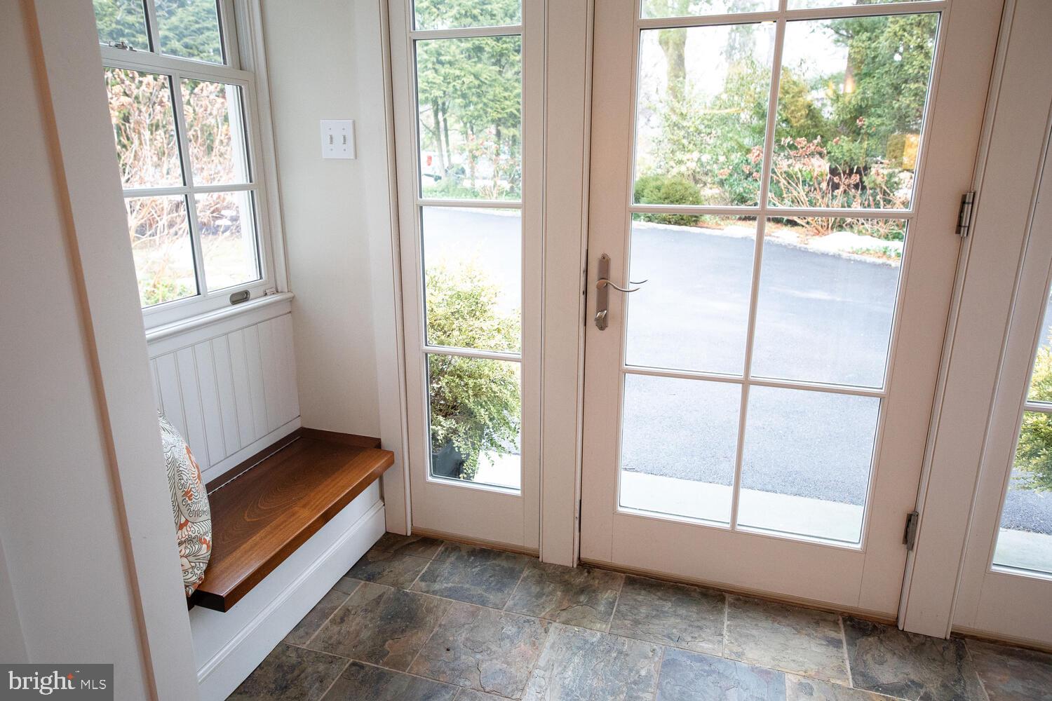 714 W Mount Airy Ave