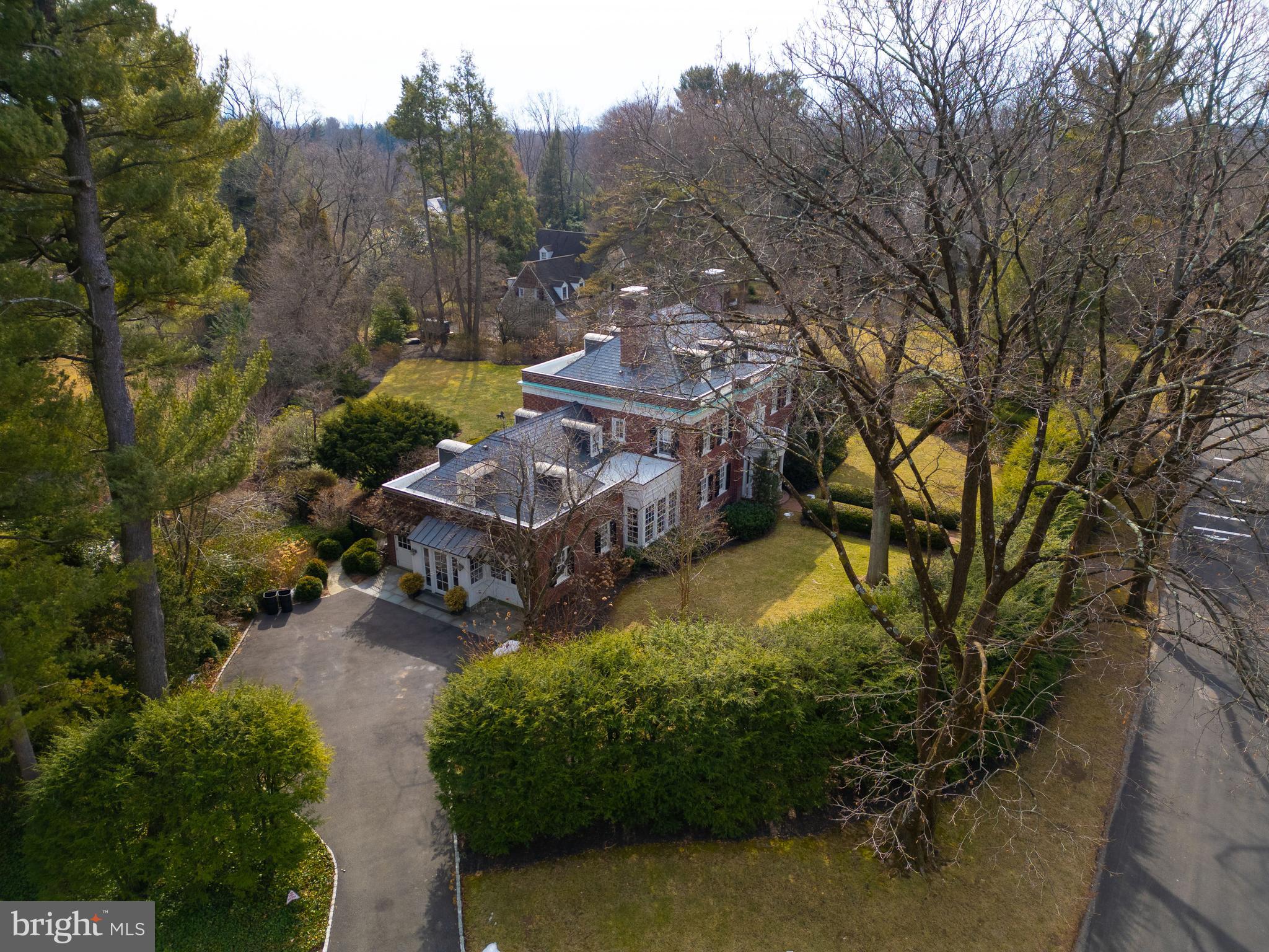 714 W Mount Airy Ave