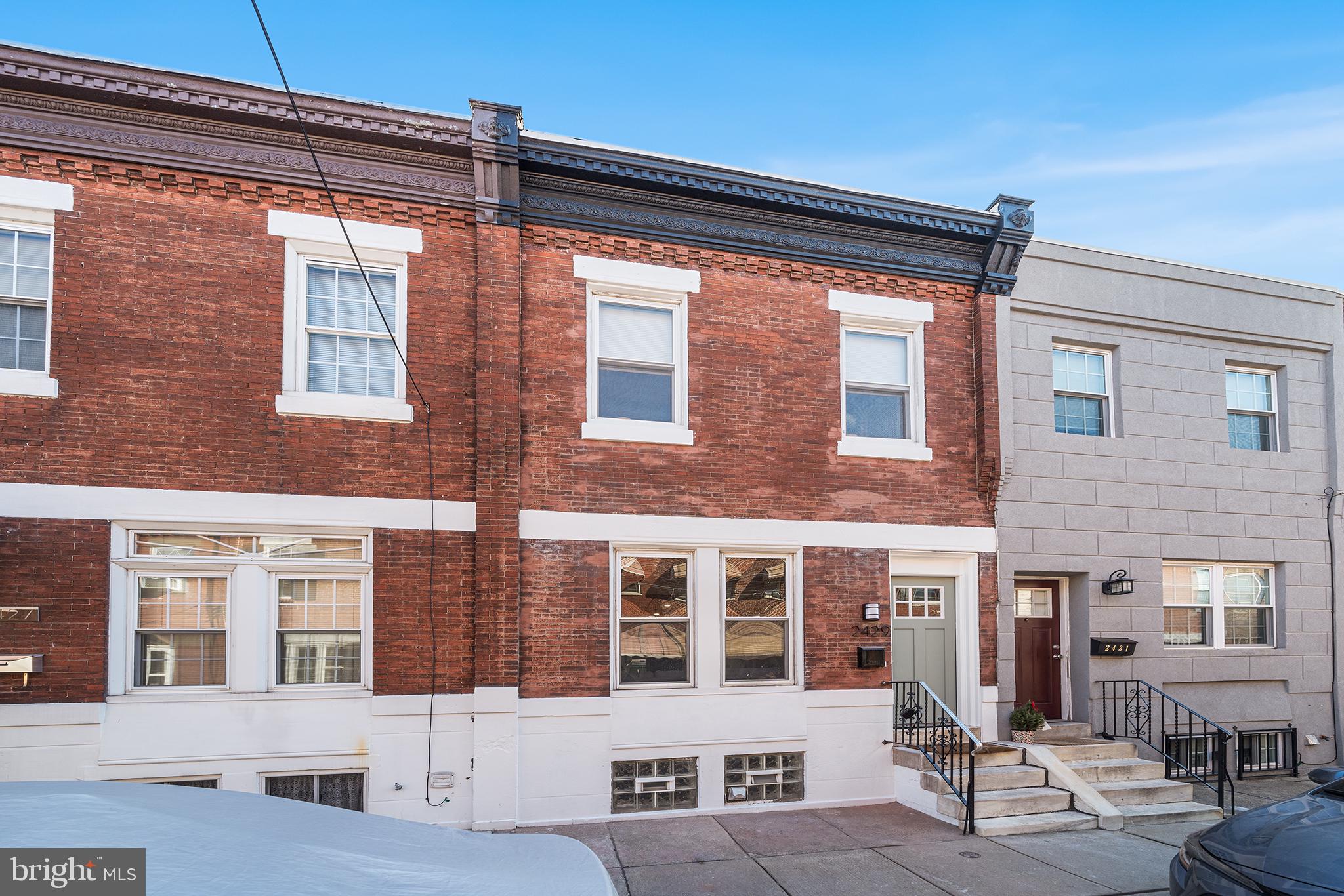 2429 S Rosewood St