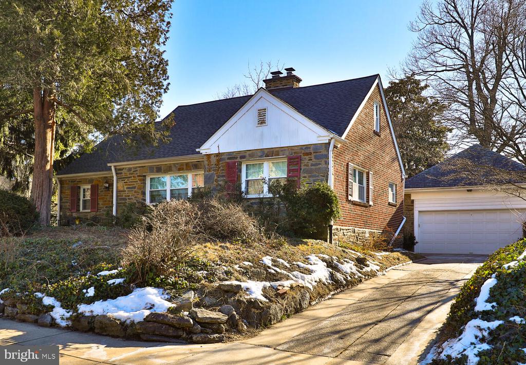3226 W Penn St