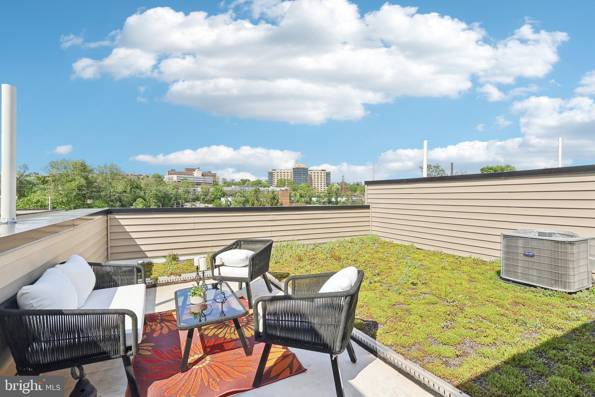 3436 W Westmoreland St