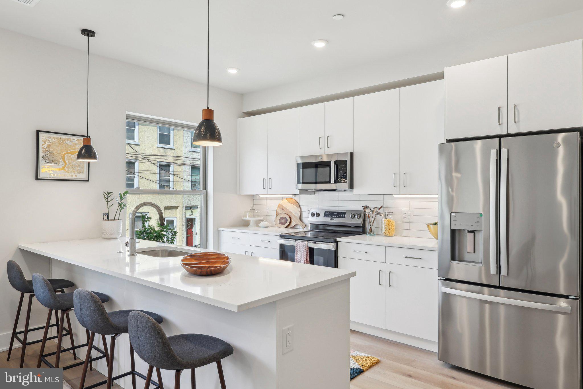 3436 W Westmoreland St