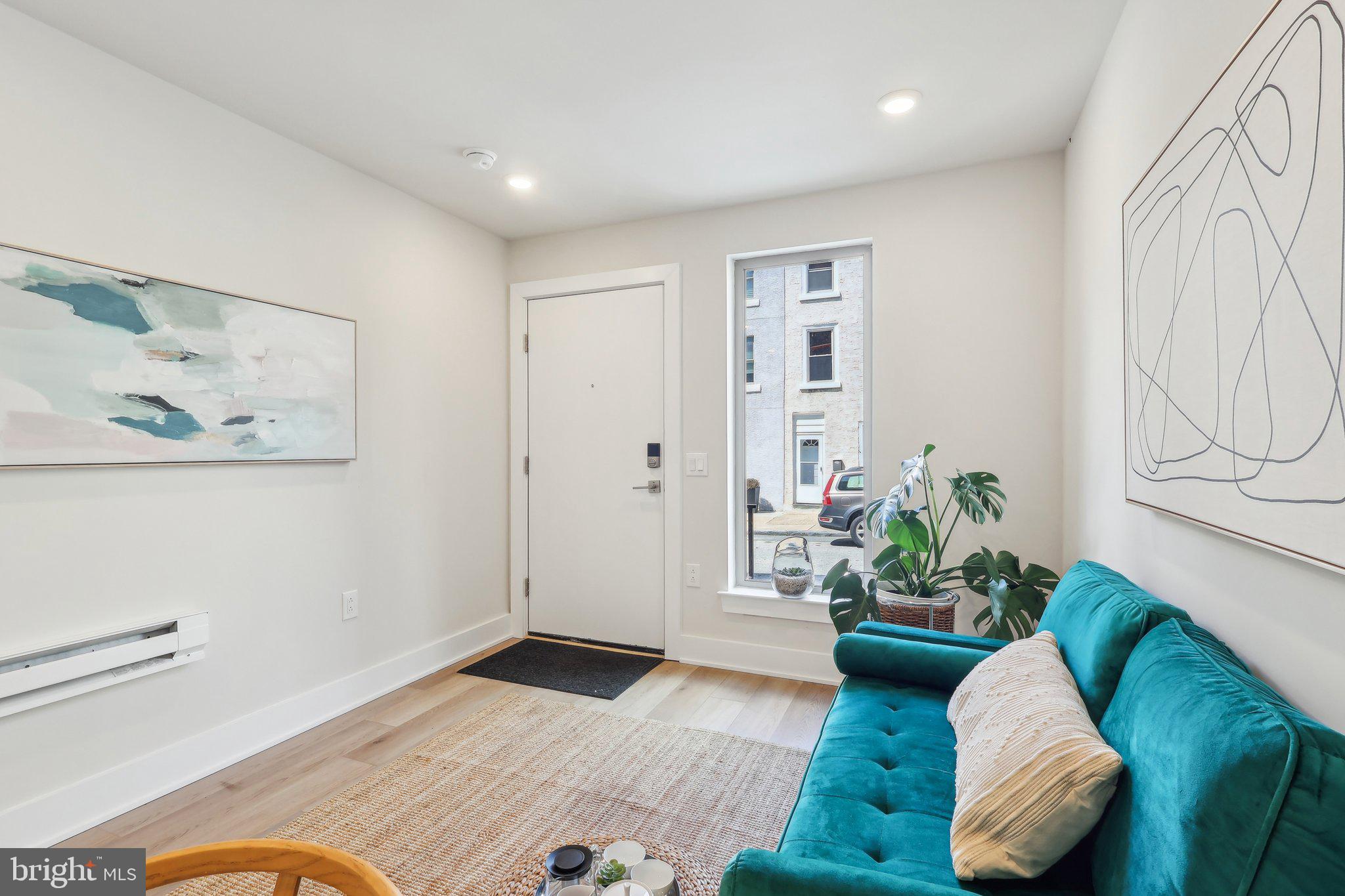 3436 W Westmoreland St