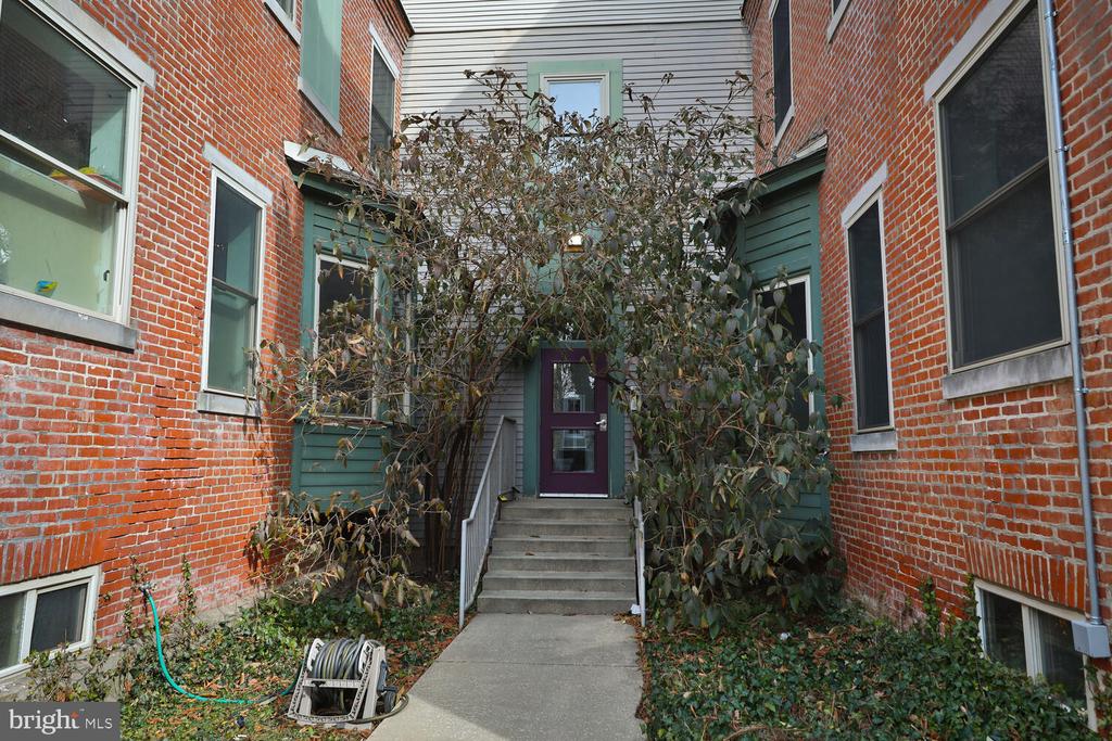 6622 Germantown Ave #2b
