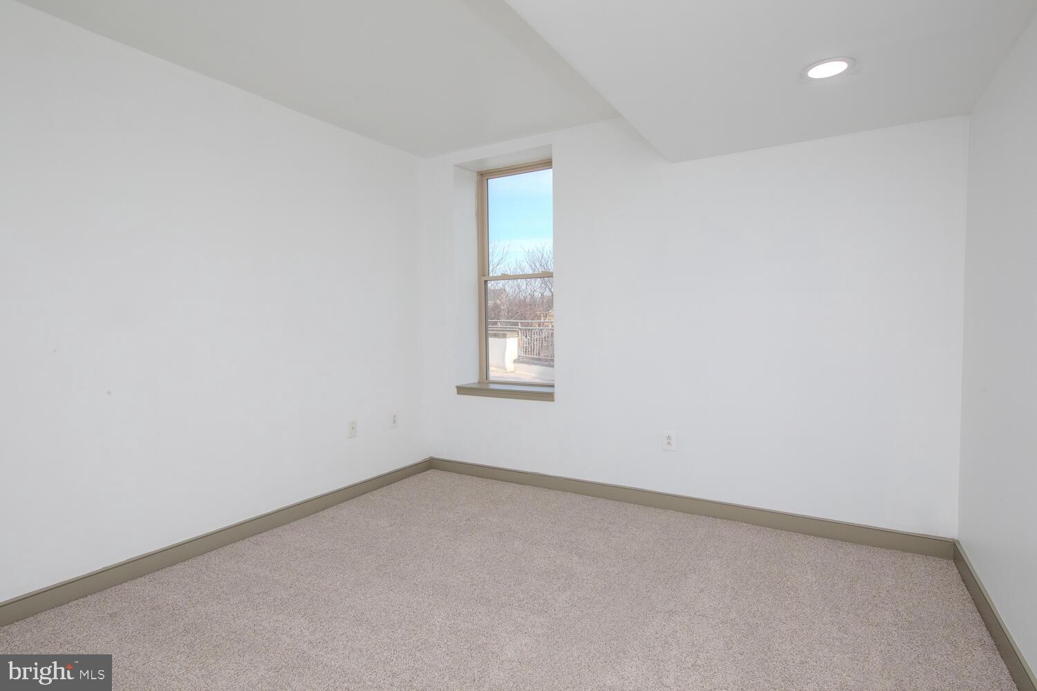 6622 Germantown Ave #2b