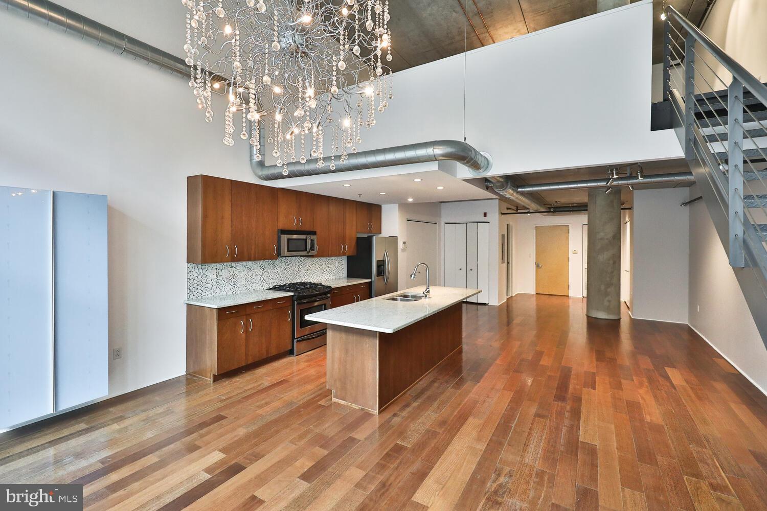 1352 SOUTH ST #311