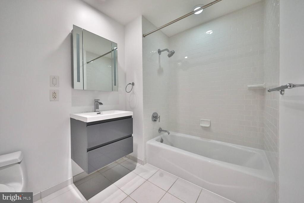 1352 SOUTH ST #311