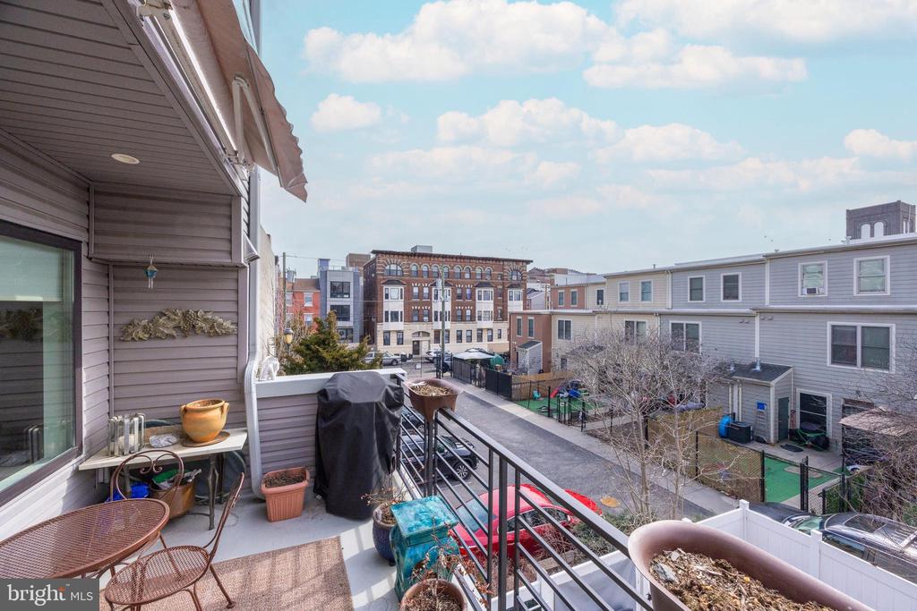 1508 Cambridge St #B- Upper