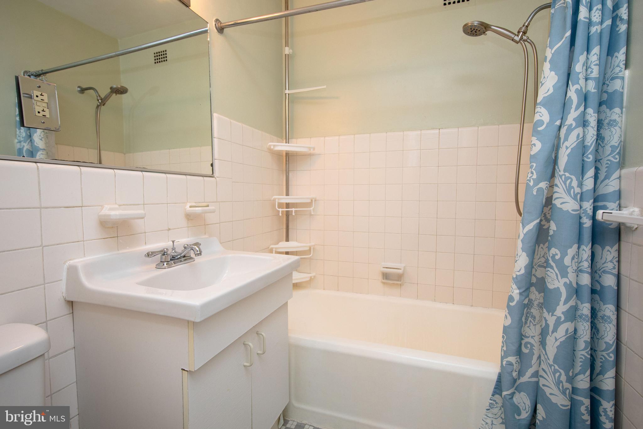 2601 Pennsylvania Ave #115